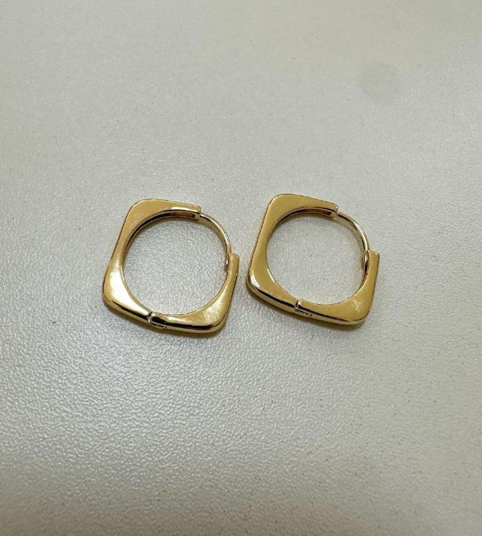 Brinco Argola Quadrada Grande