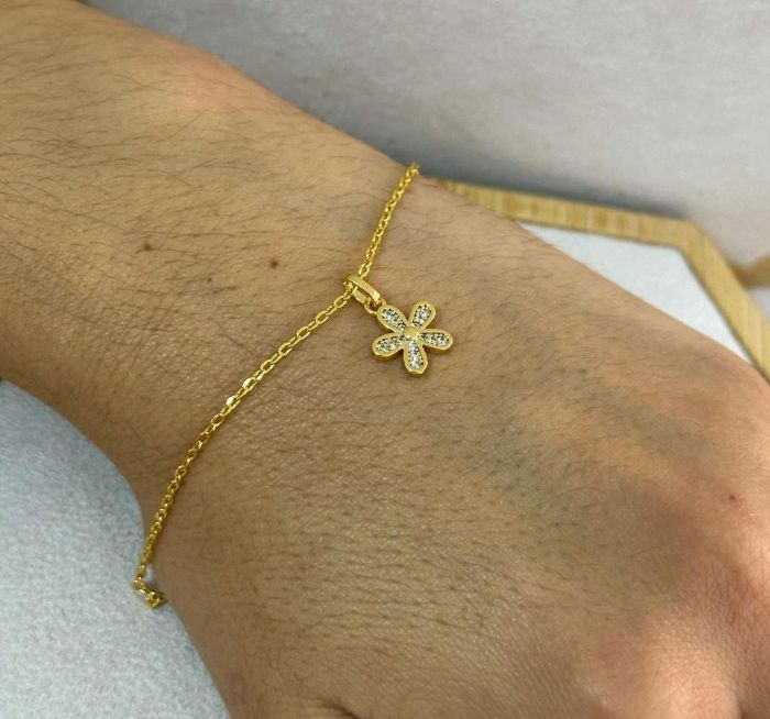 Pulseira Flor Cravejada